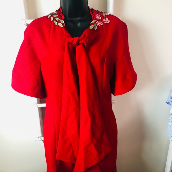 TRELISE COOPER Dresses Trelise Cooper Red Front Tie Floral Dress 6